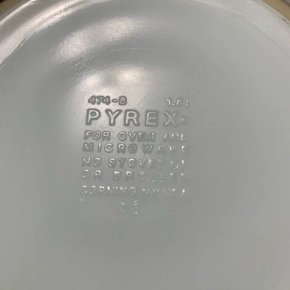 Pyrex - Picture 2 of 3